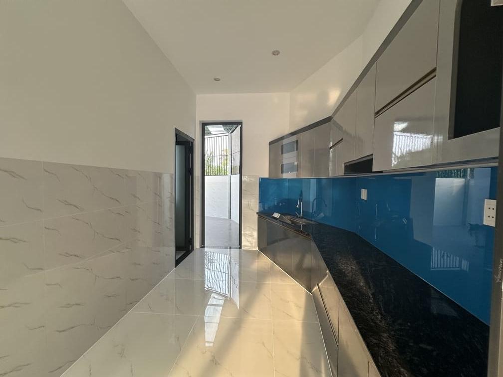 Bán nhà 1 trệt 1 lầu Đất Đỏ đường Lê Thánh Tông giá 2 tỷ 390 triệu